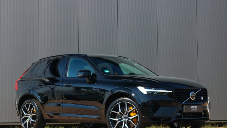 Volvo XC60 2.0 T8 Plug-in-hybrid AWD Polestar Engineered